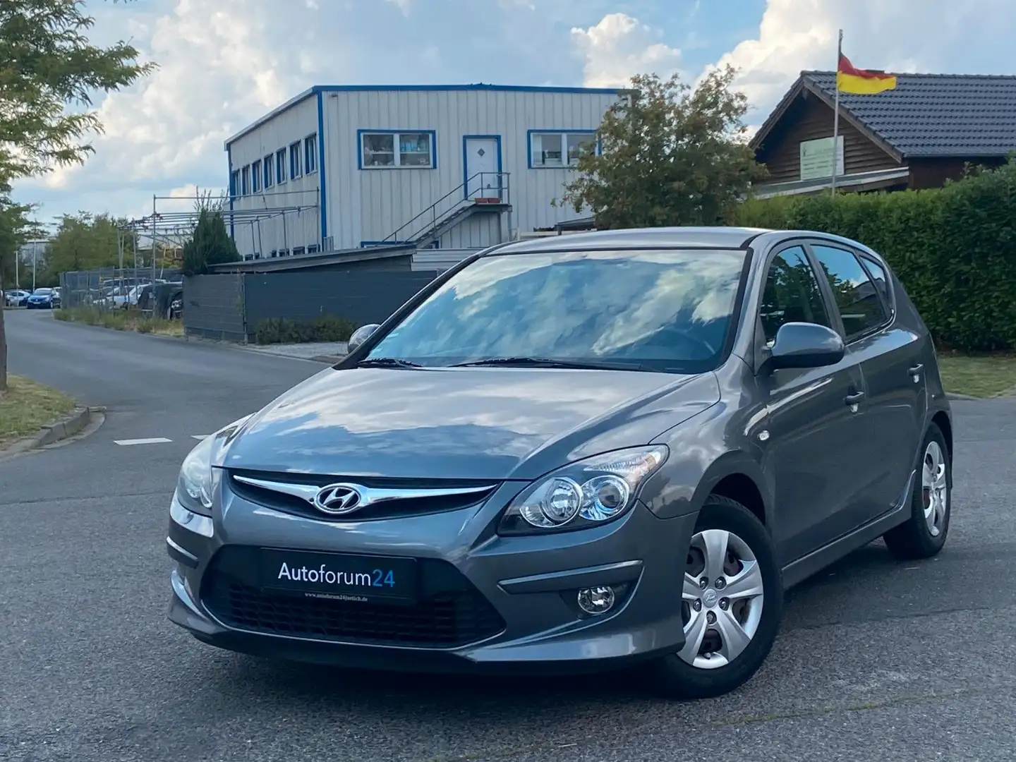 Hyundai i30 Classic*Klima*USB* Grau - 1
