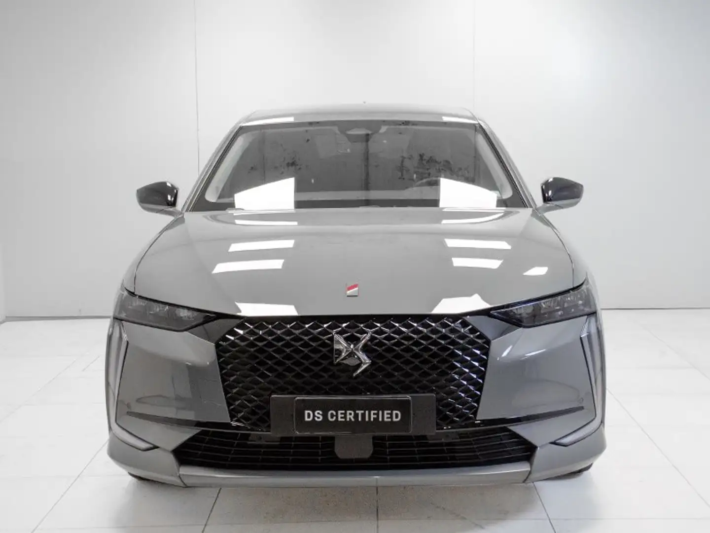 DS Automobiles DS 4 II 2021 1.2 puretech Performance Line 130cv auto Šedá - 2