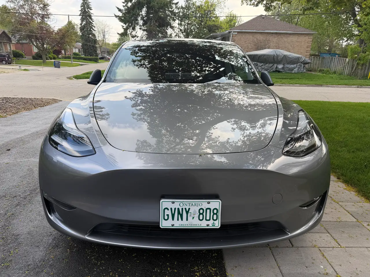 Tesla Model Y снимка Tesla Model Y