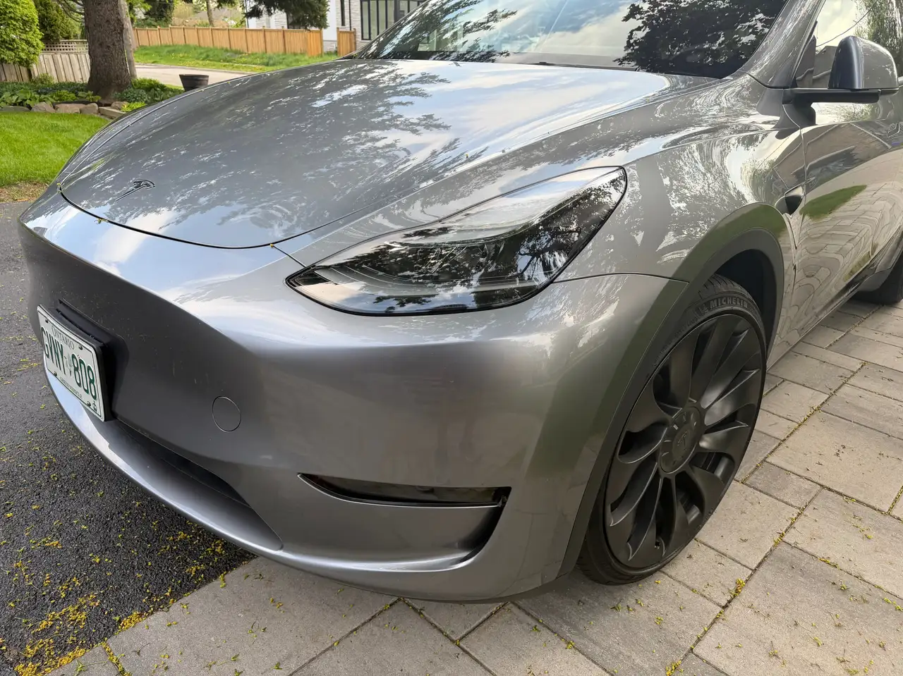 Tesla Model Y снимка Tesla Model Y