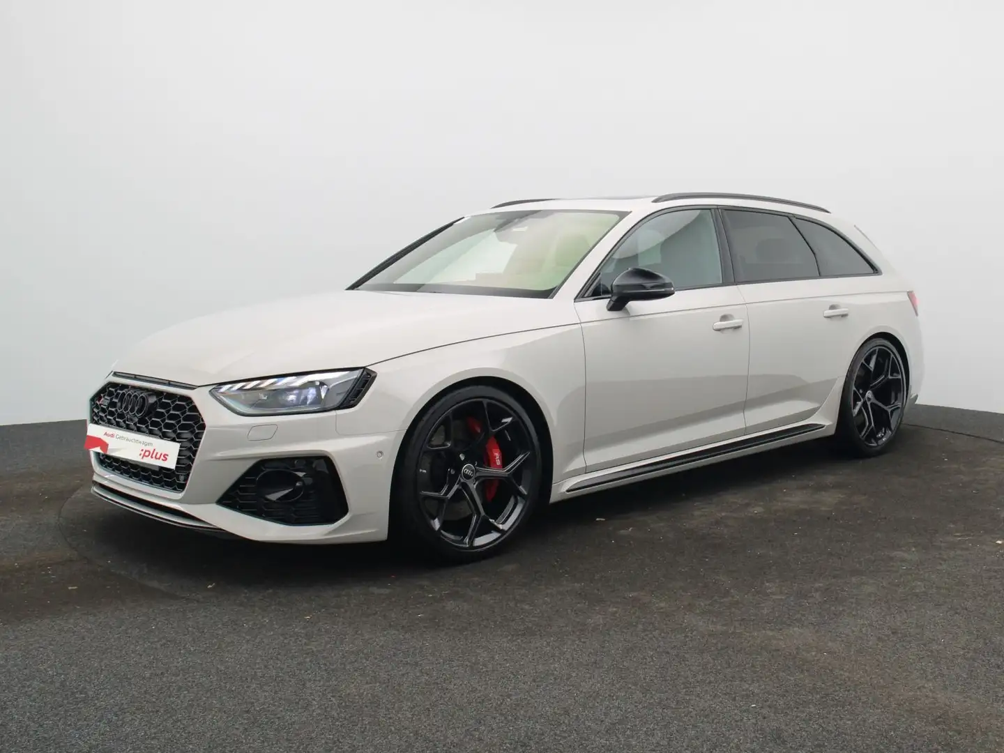 Audi RS4 / RS competition+, Vmax290, Pano, AHK Beige - 2