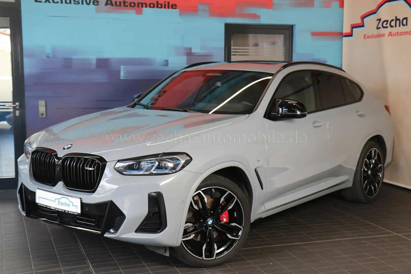 BMW X4 M Panod. AHK DrivProf. Park+ Laser Standhzg Szary - 1