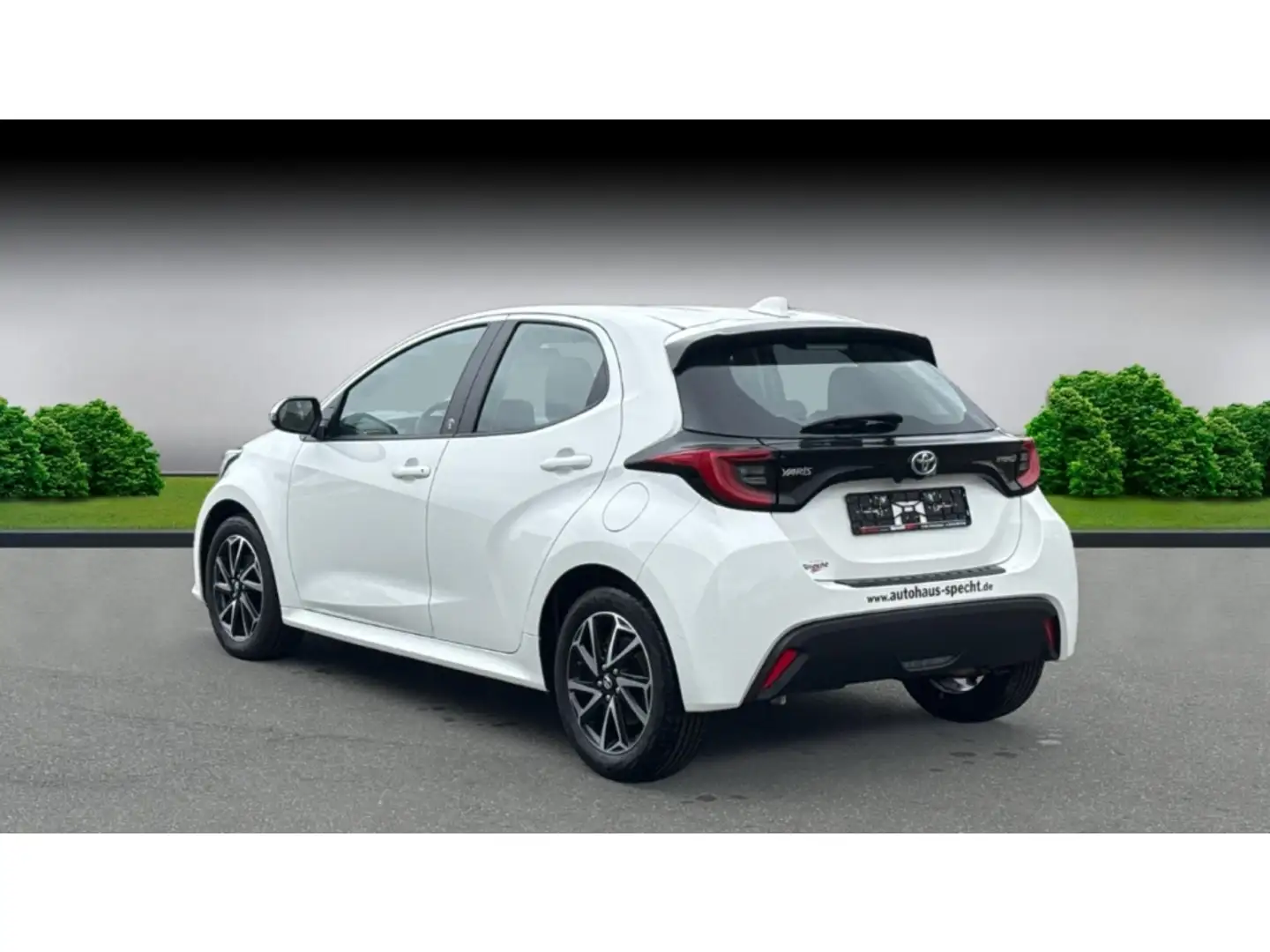 Toyota Yaris Hybrid Team Deutschland 1.5 Dual-VVT-iE EU6d White - 2