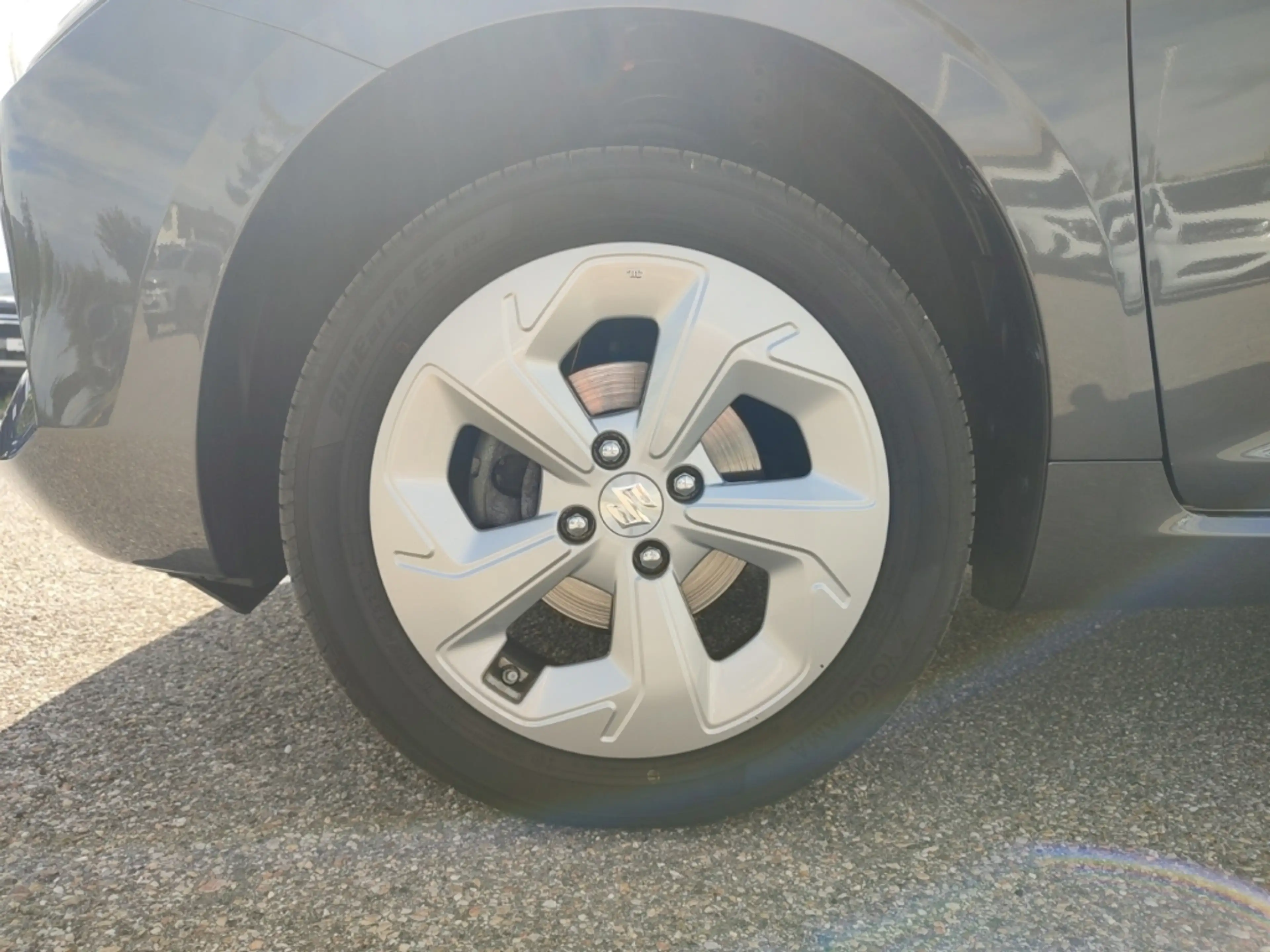 Suzuki Swift Club ALLGRIP 4x4 NAVI ACC Klima RFK SHZ FSE BT USB — photo 3
