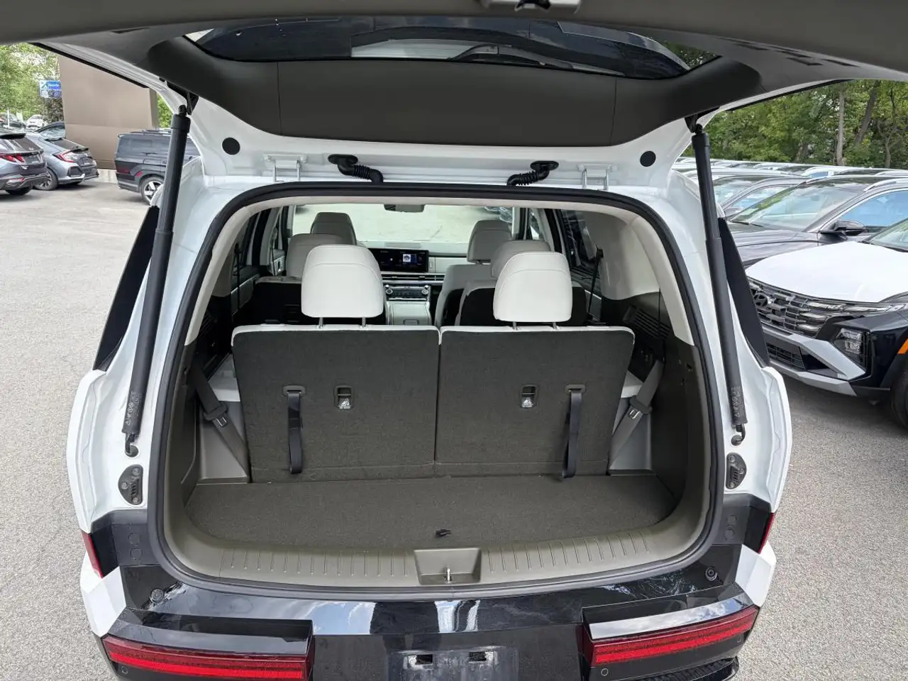Hyundai SANTA FE photo Hyundai SANTA FE
