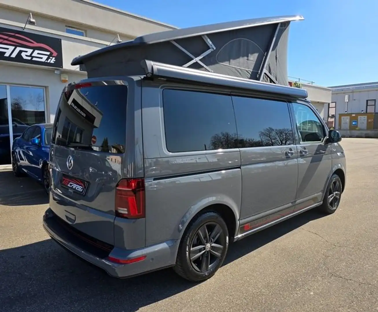 Volkswagen T6.1 California 2.0 TDI 204CV DSG Beach Camper Edition PERMUTE Grigio - 2