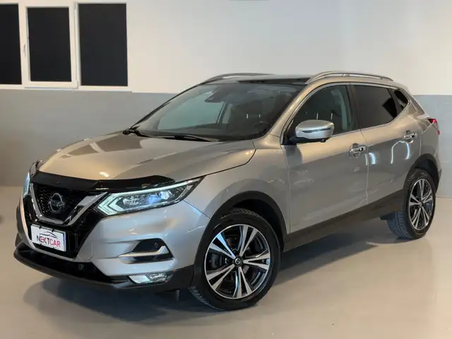 Nissan Qashqai 1.5 dci Tekna 115cv TETTO, RETROCAMERA, AUTOMATICO!