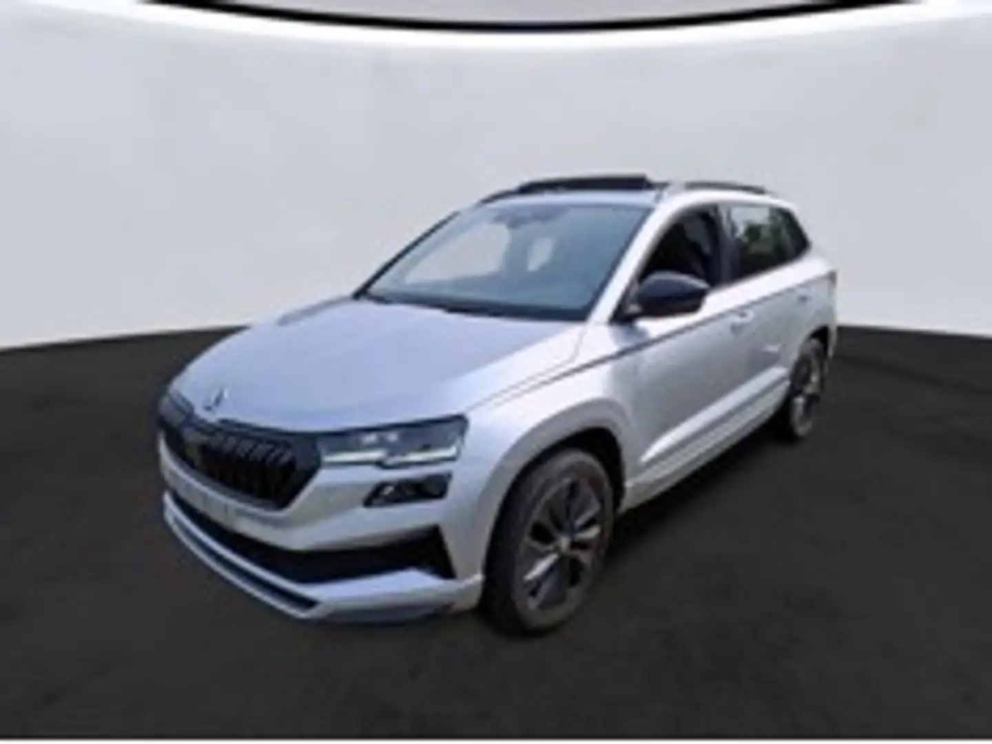 Skoda Karoq 2,0 TDI DSG 4x4 Sportline AHK Pano Silber - 2