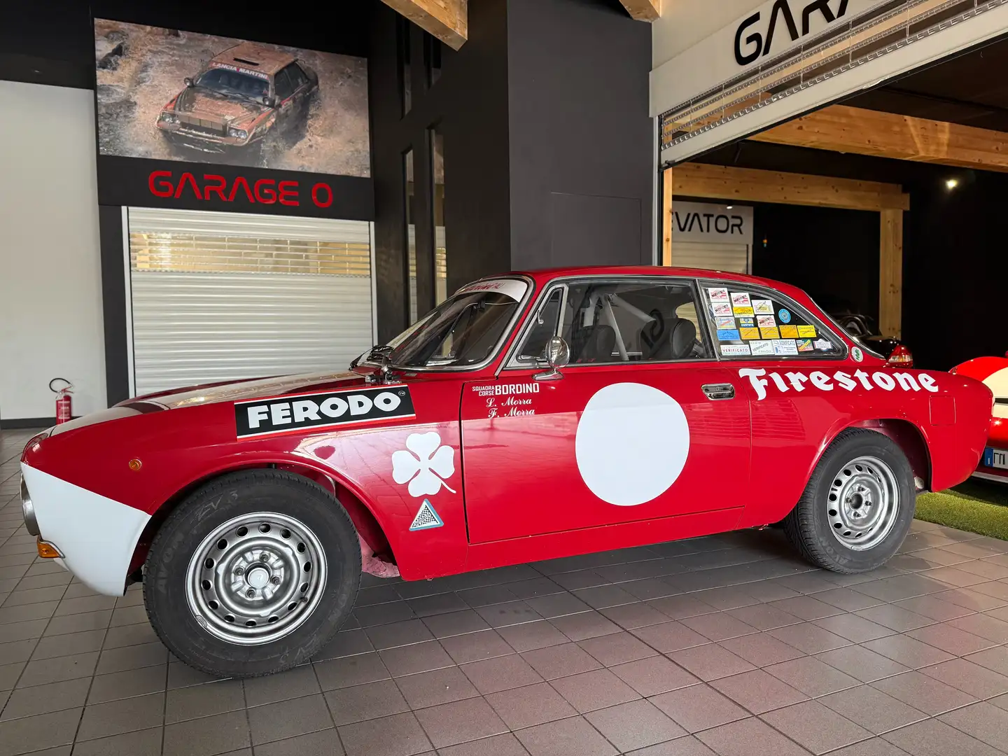 Alfa Romeo GT GT VELOCE 2000 (Tipo 10521) Rosso - 2