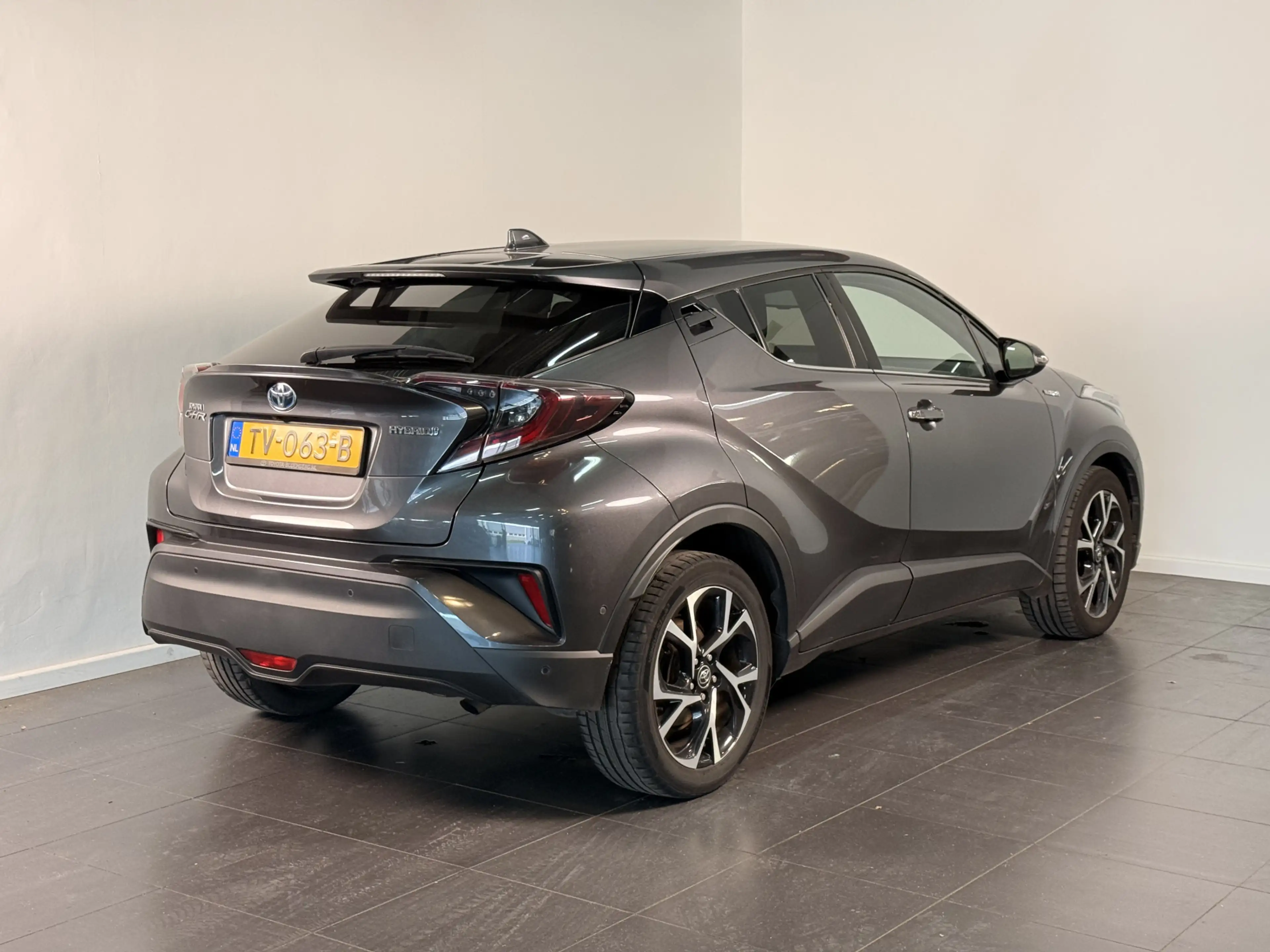 Toyota C-HR 1.8 Hybrid Style | Dodehoek | JBL | ACC | — photo 3
