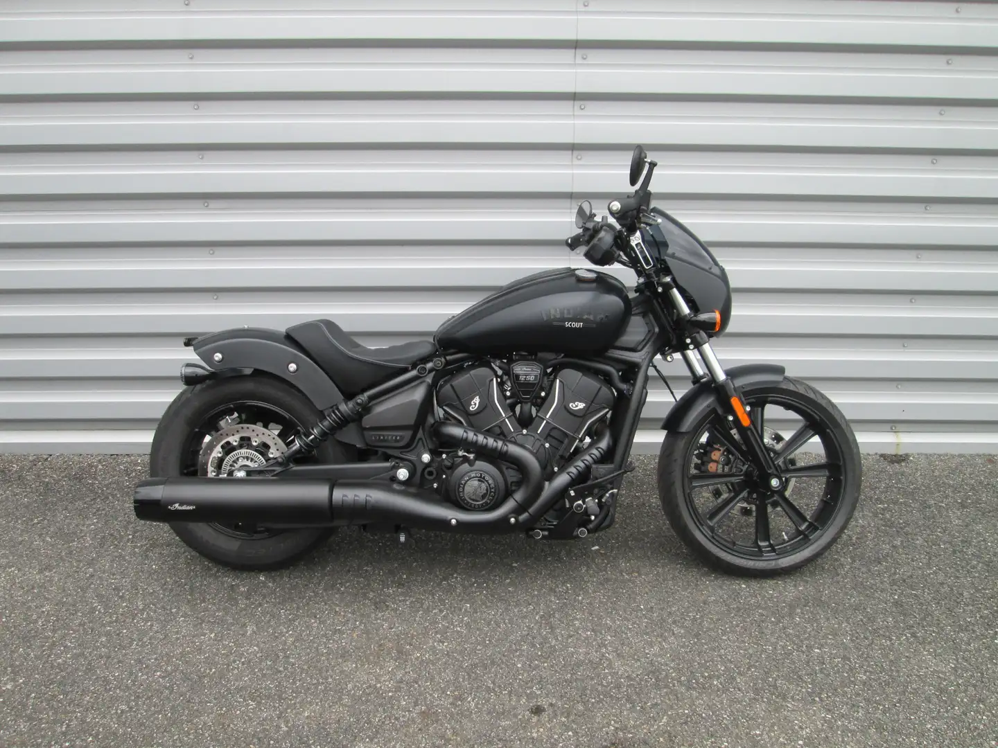 Indian Sport Scout Zwart - 2