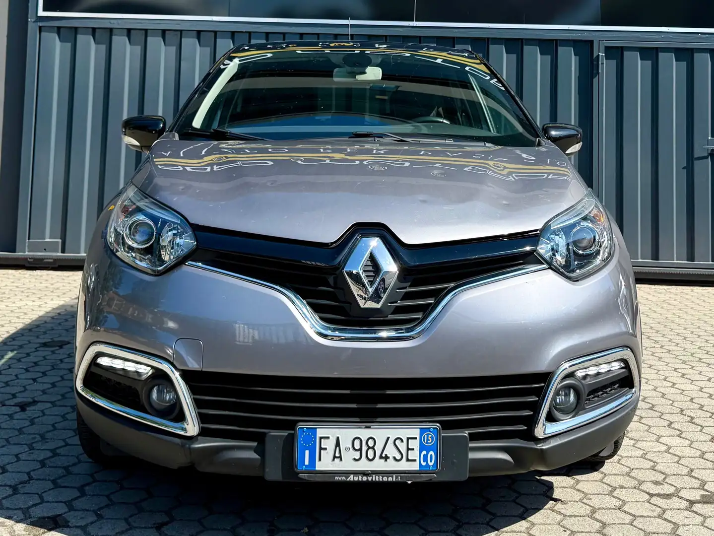 Renault Captur Captur  1.5 dci Iconic 110cv EURO 6 Neopatentati Grigio - 2