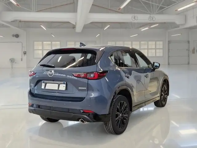 Mazda CX-5 view 4