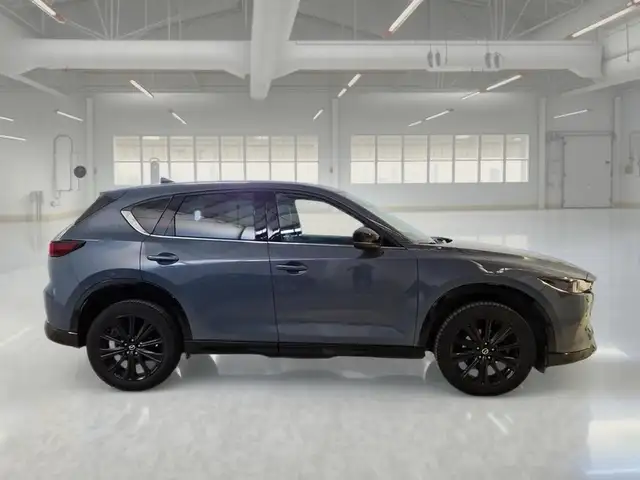 Mazda CX-5 view 3