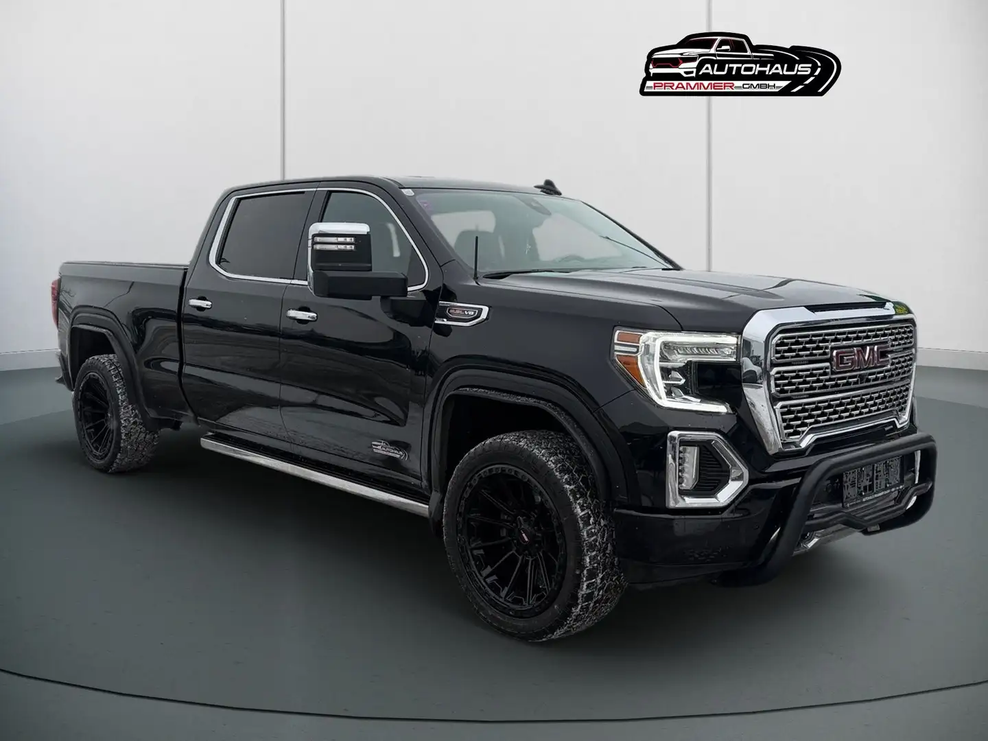 GMC Sierra 1500 Denali Crew Cab Long Bed 4x4 Schwarz - 2