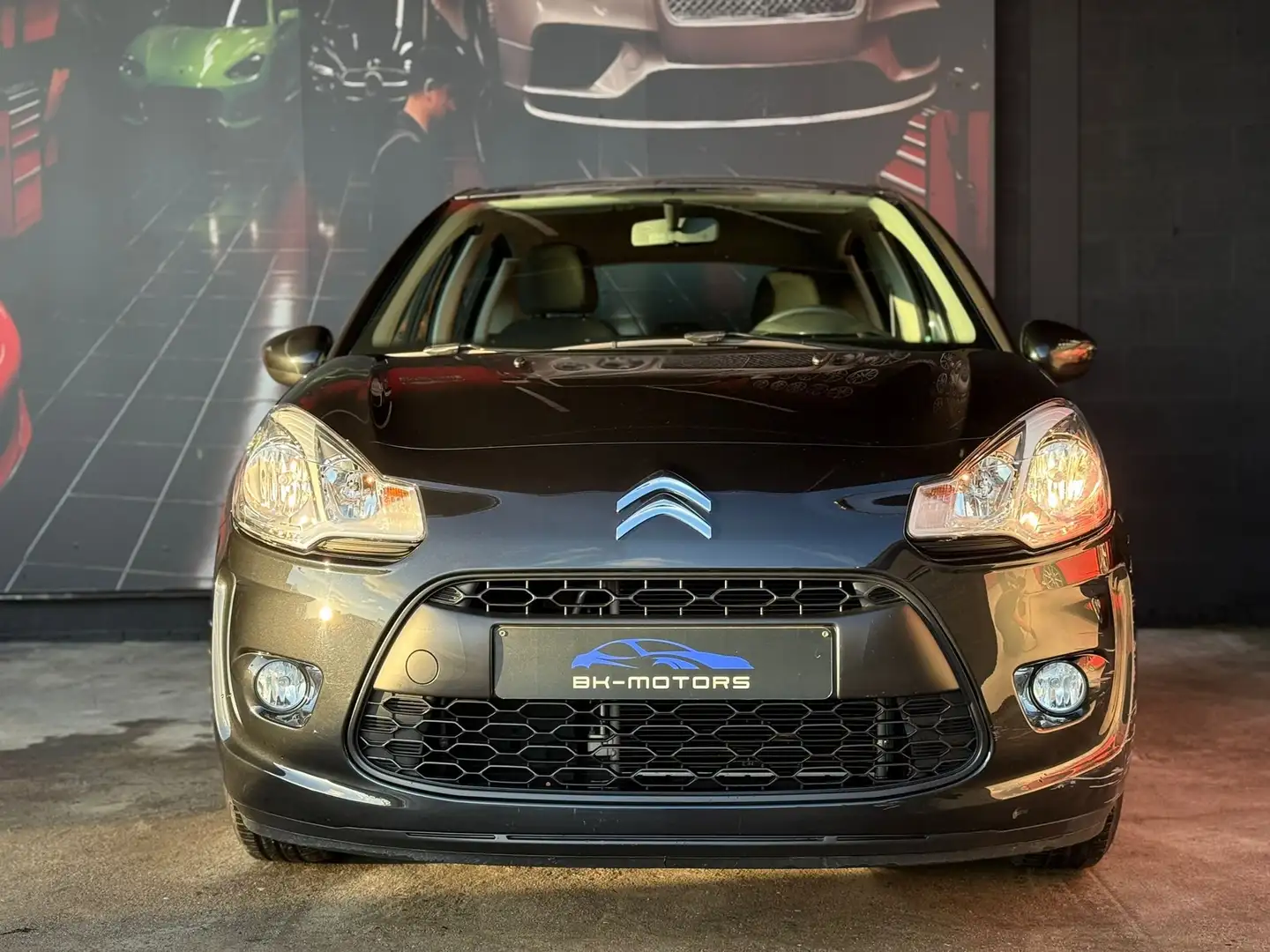 Citroen C3 C3 1.4 Tendance Noir - 2