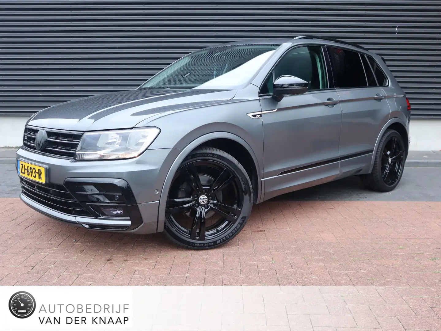 Volkswagen Tiguan 1.4 TSI ACT Comfortline Business | R-line | adapt. Grijs - 1