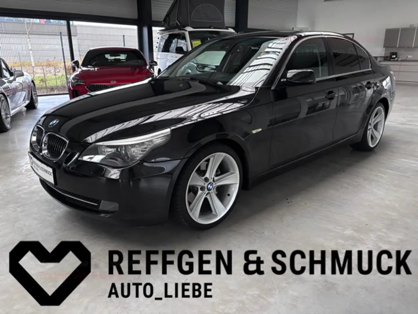 BMW 525 AUTOMAT+LEDER+NAVI+XENON+SOFTCLOSE+HIFI+R19+ Zwart - 1