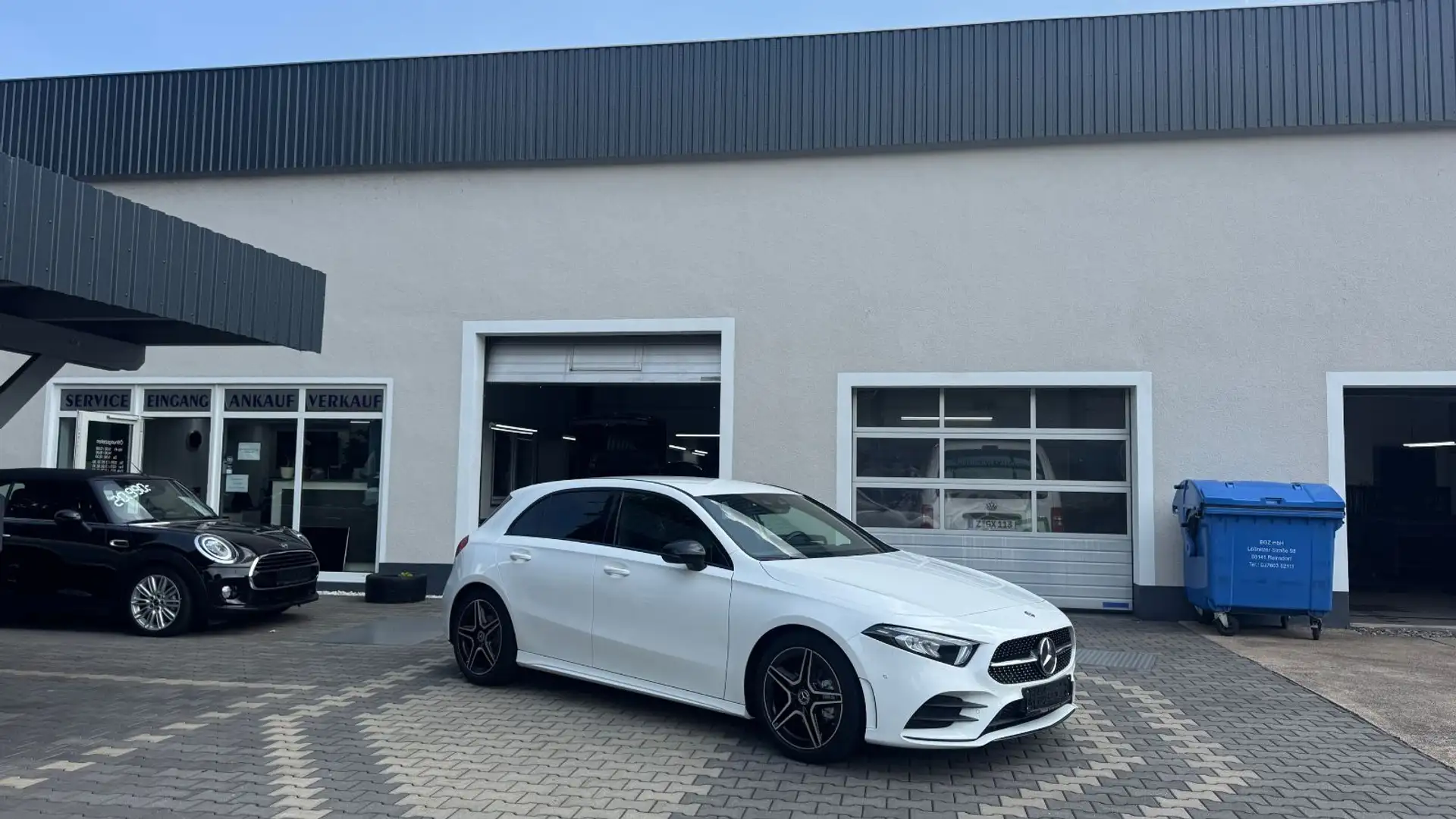Mercedes-Benz A 180 AMG Paket LED Navi Kam Blanc - 1