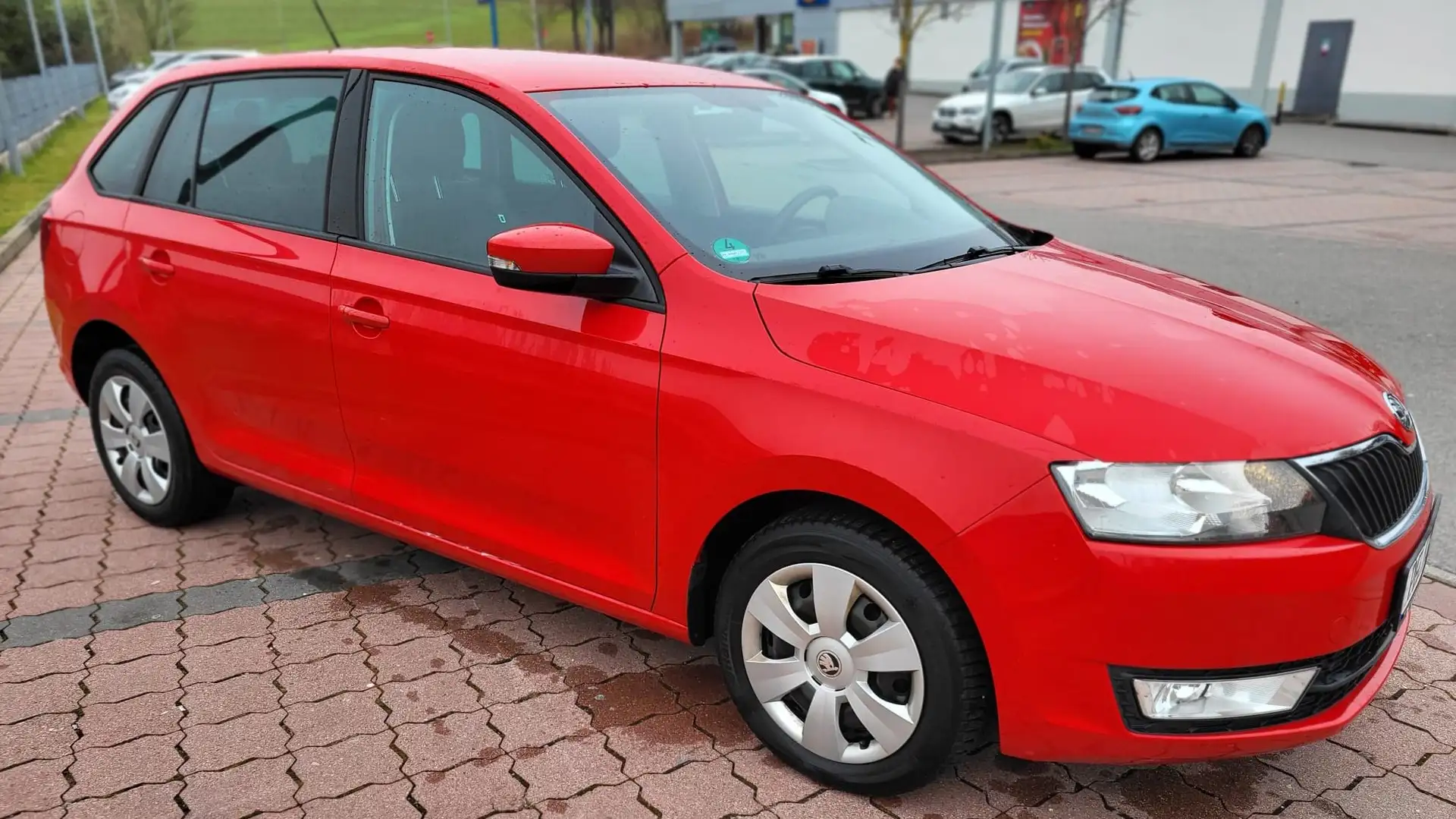 Skoda Rapid/Spaceback Ambition KLIMA Tempo ele.FH BC ZV uvm. Rouge - 1