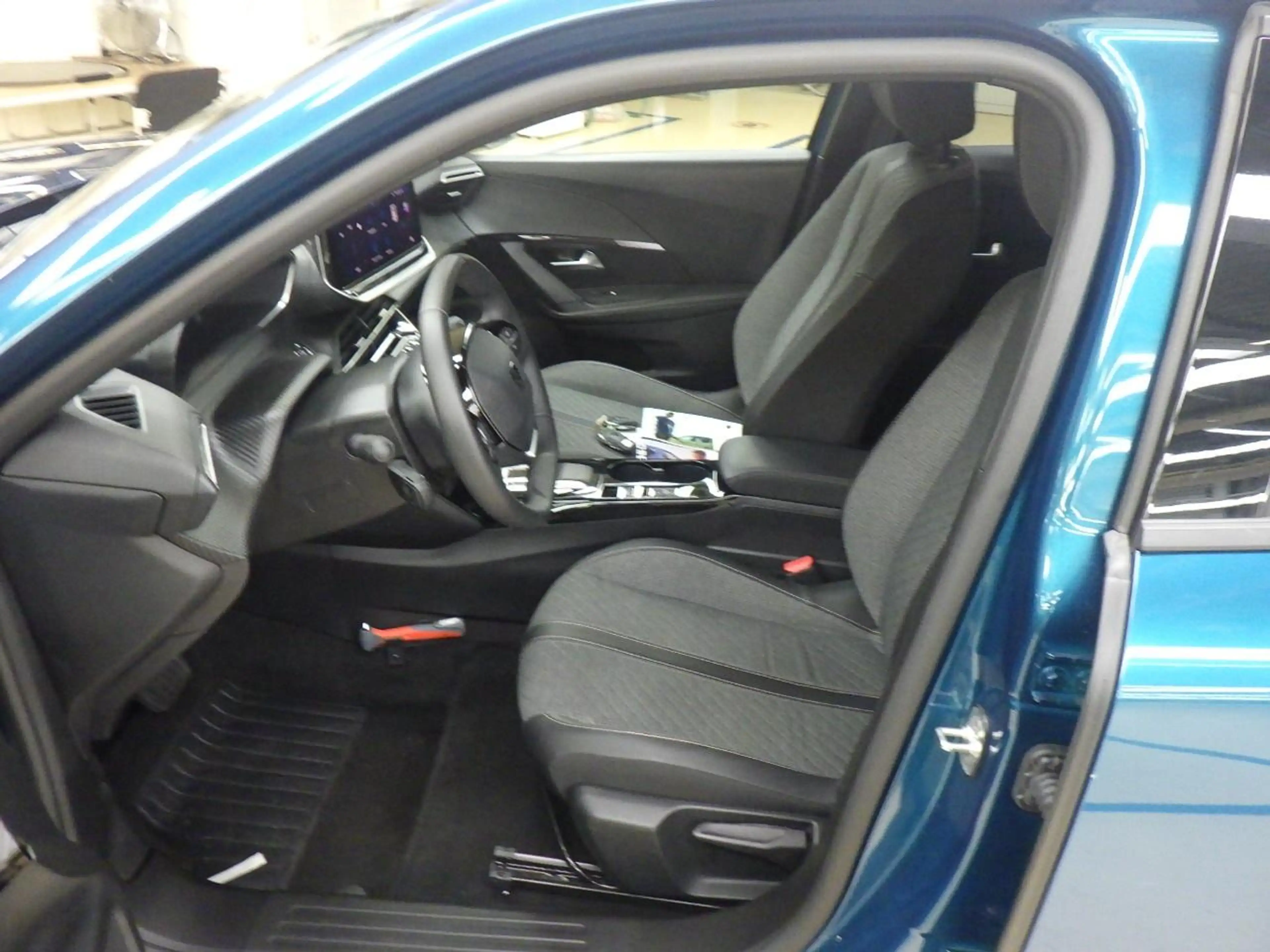 Peugeot e-2008 EV Allure Avantage 54 kWh | Fase 3 laden | SOH 97% — photo 6
