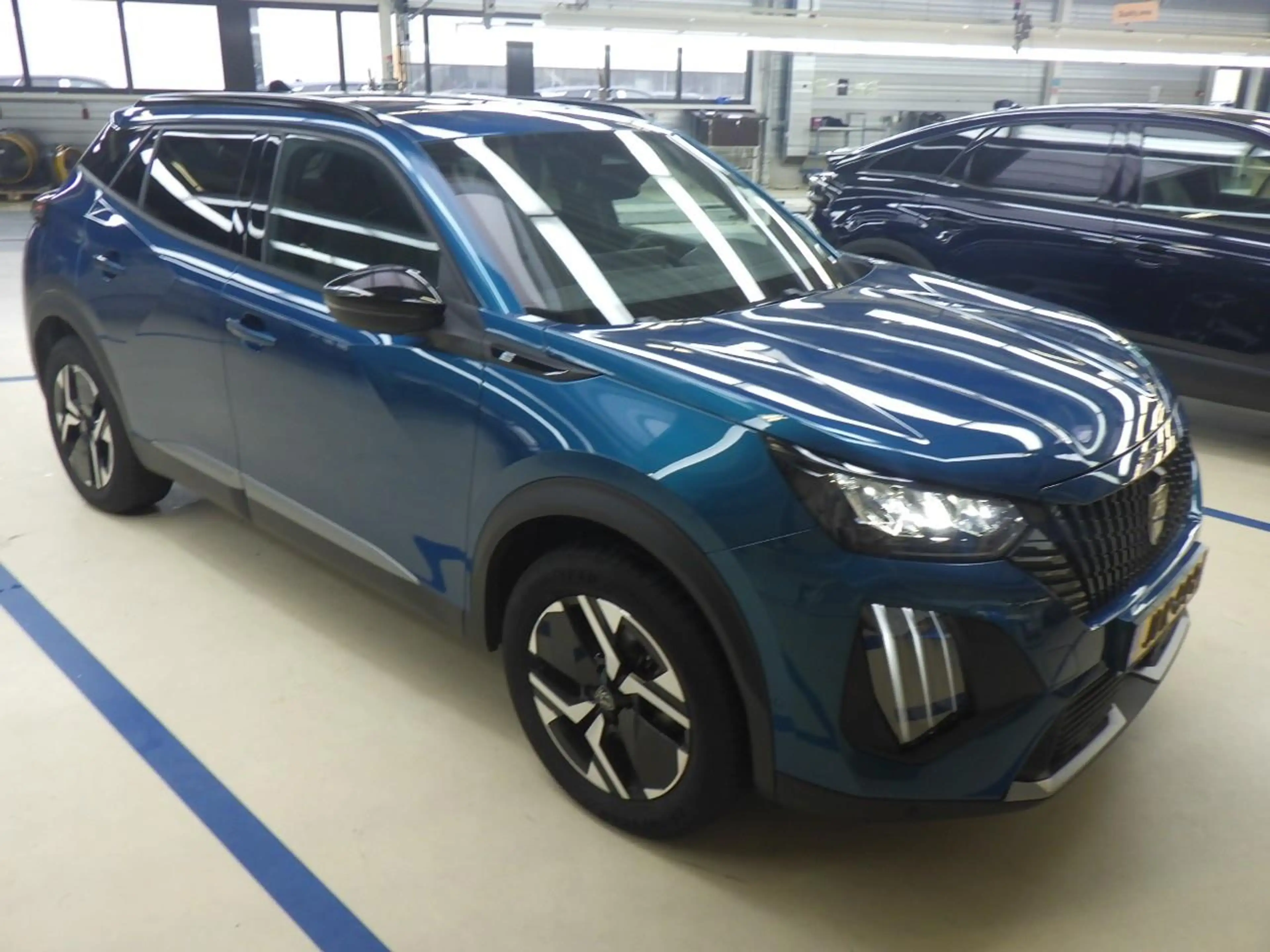 Peugeot e-2008 EV Allure Avantage 54 kWh | Fase 3 laden | SOH 97% — photo 2