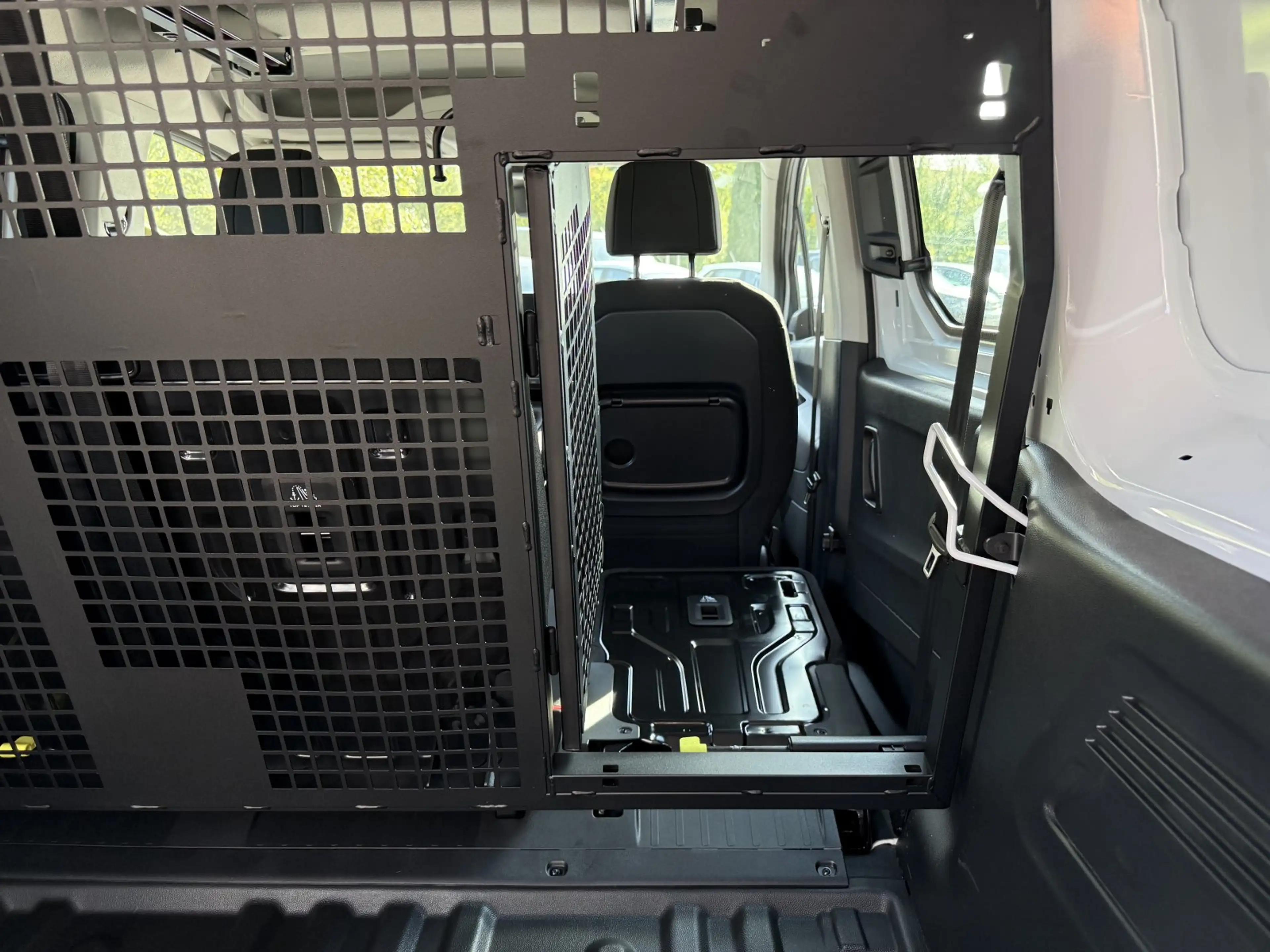 Peugeot Partner 1.5 Hdi 100 XL Doppelkabine 5S — photo 15