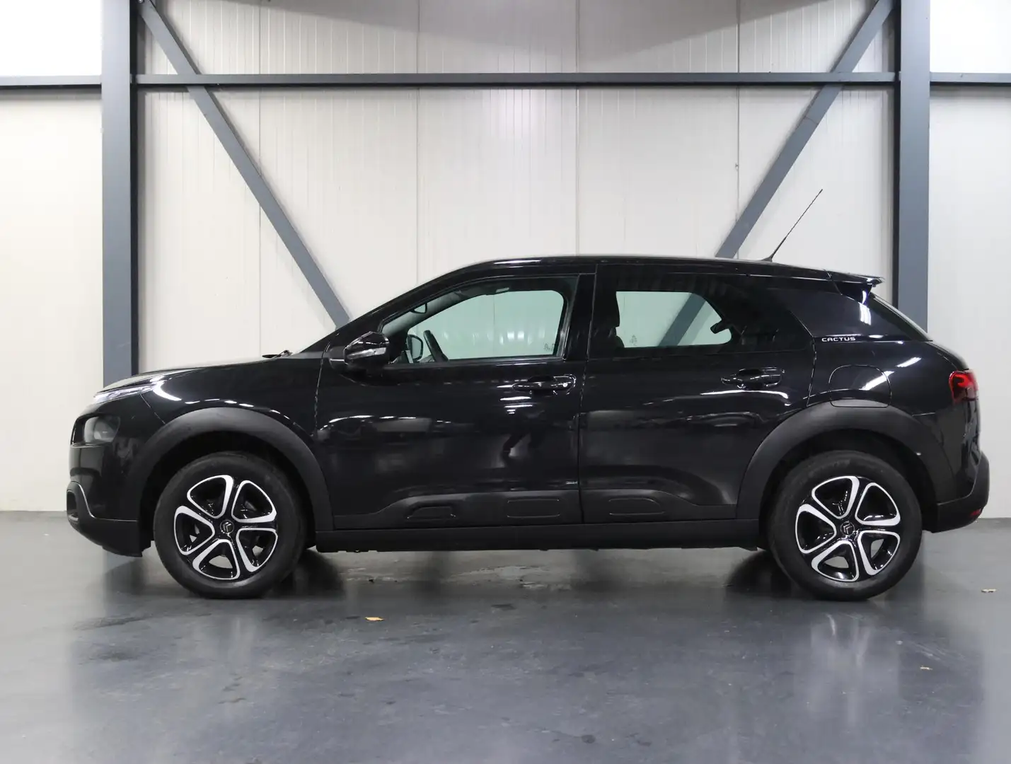 Citroen C4 Cactus 1.2 110PK Business | 1ste eigenaar | AppleCarPlay/ Schwarz - 2