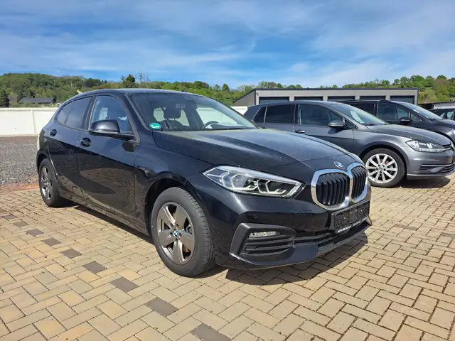 Bmw 116 d Advantage Navi//Sitzh.//Alu//PDC