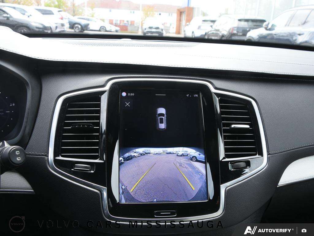 2023 Volvo XC90 T8 Plug-In Hybrid Ultimate thumb 21