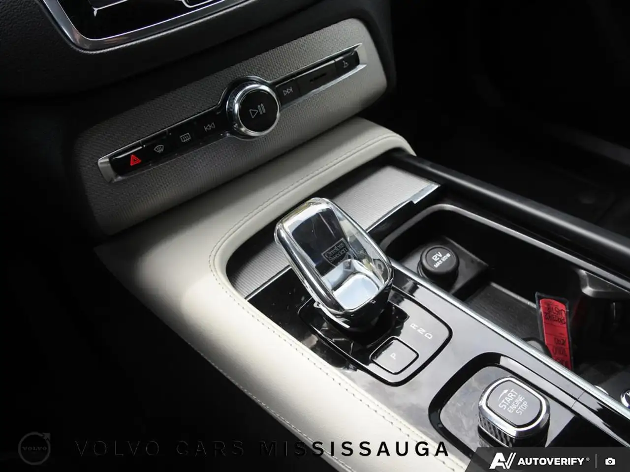 Volvo XC90 снимка Volvo XC90