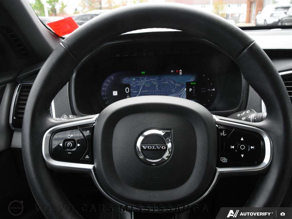 2023 Volvo XC90 T8 Plug-In Hybrid Ultimate thumb 16