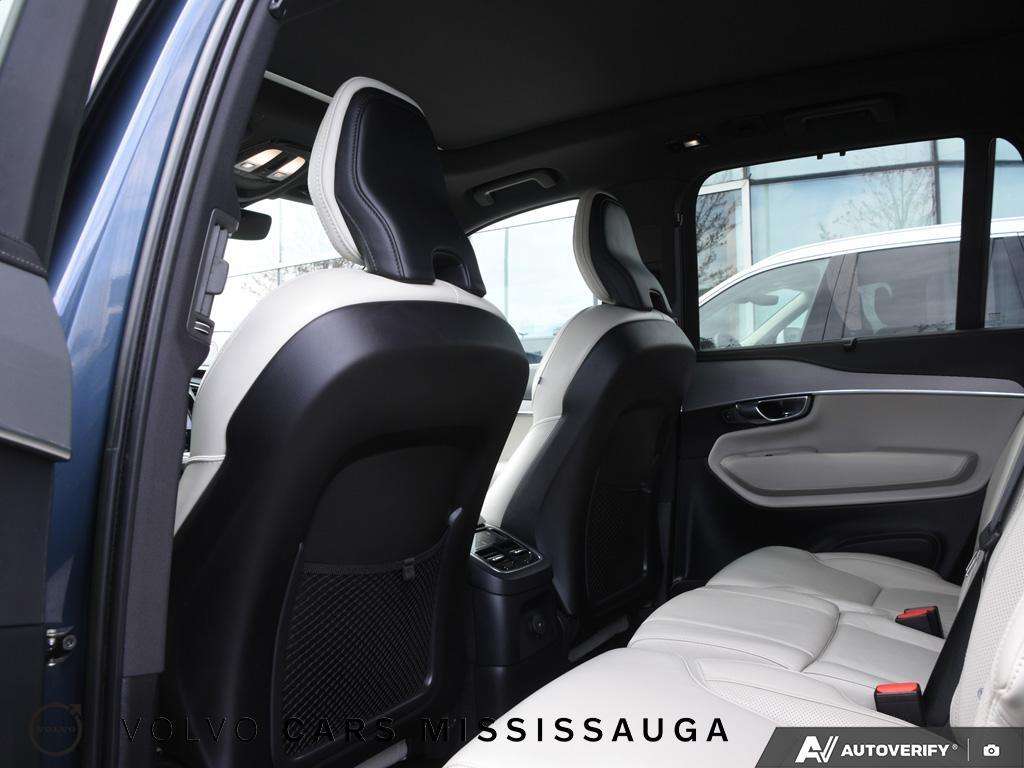 2023 Volvo XC90 T8 Plug-In Hybrid Ultimate thumb 26