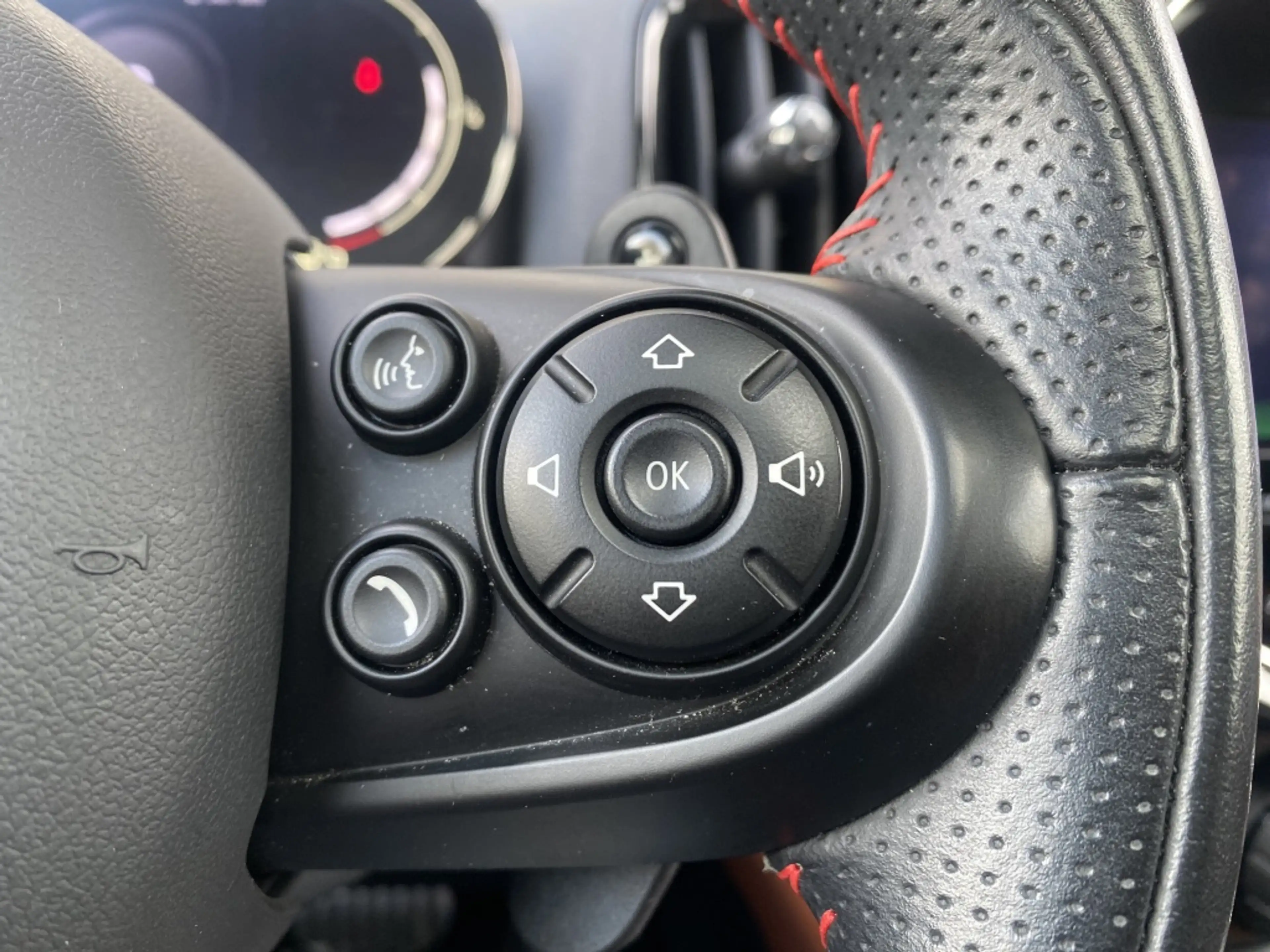 MINI Cooper S Countryman Mini 2.0 Hammersmith Edition John Cooper Works — photo 26