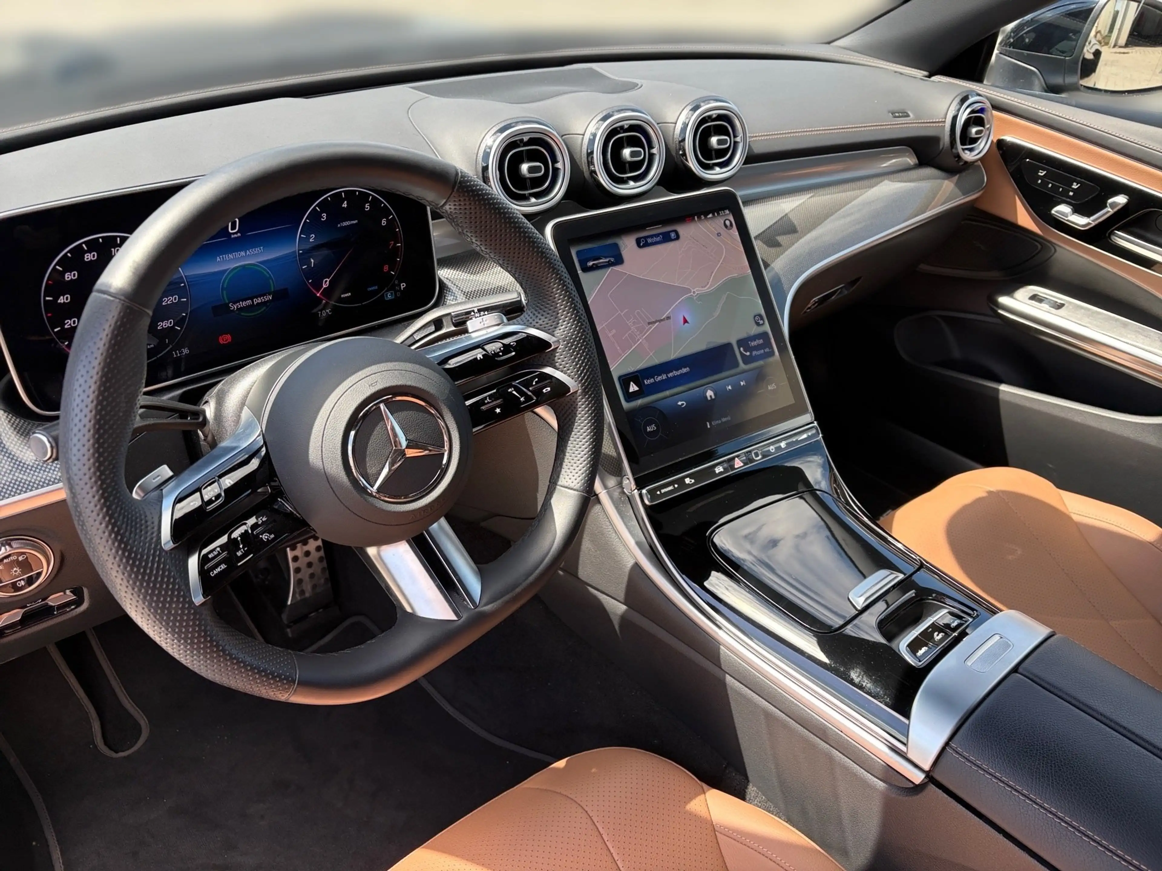 Mercedes-Benz CLE 200 CABRIO AMG LINE 19 ZOLL LM NIGHT PAKET — photo 12