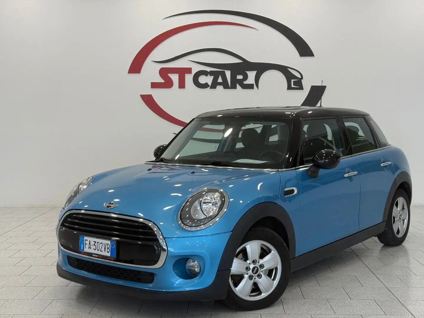 MINI Cooper D 1.5d Business XL 5p 116cv Bleu - 1