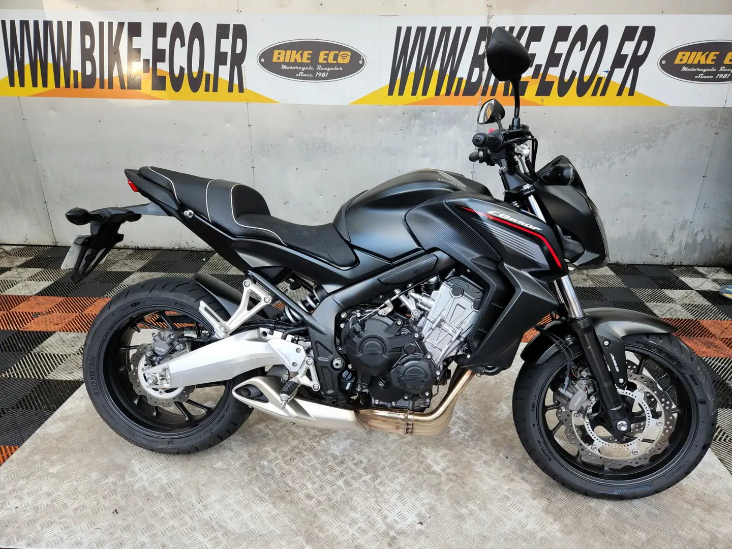 Honda CB 650 Noir - 1