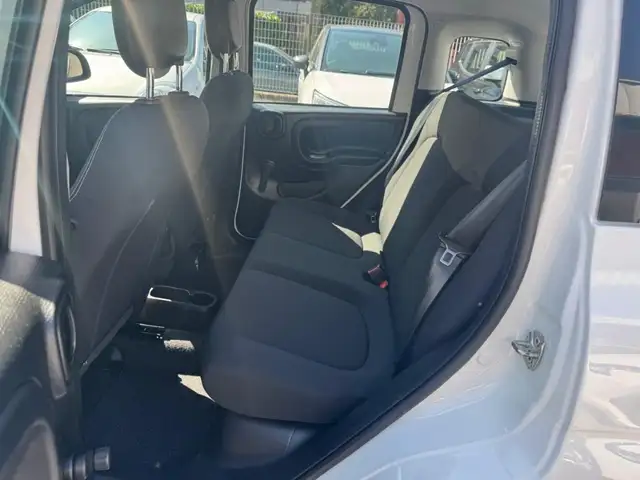 Fiat Panda view 14