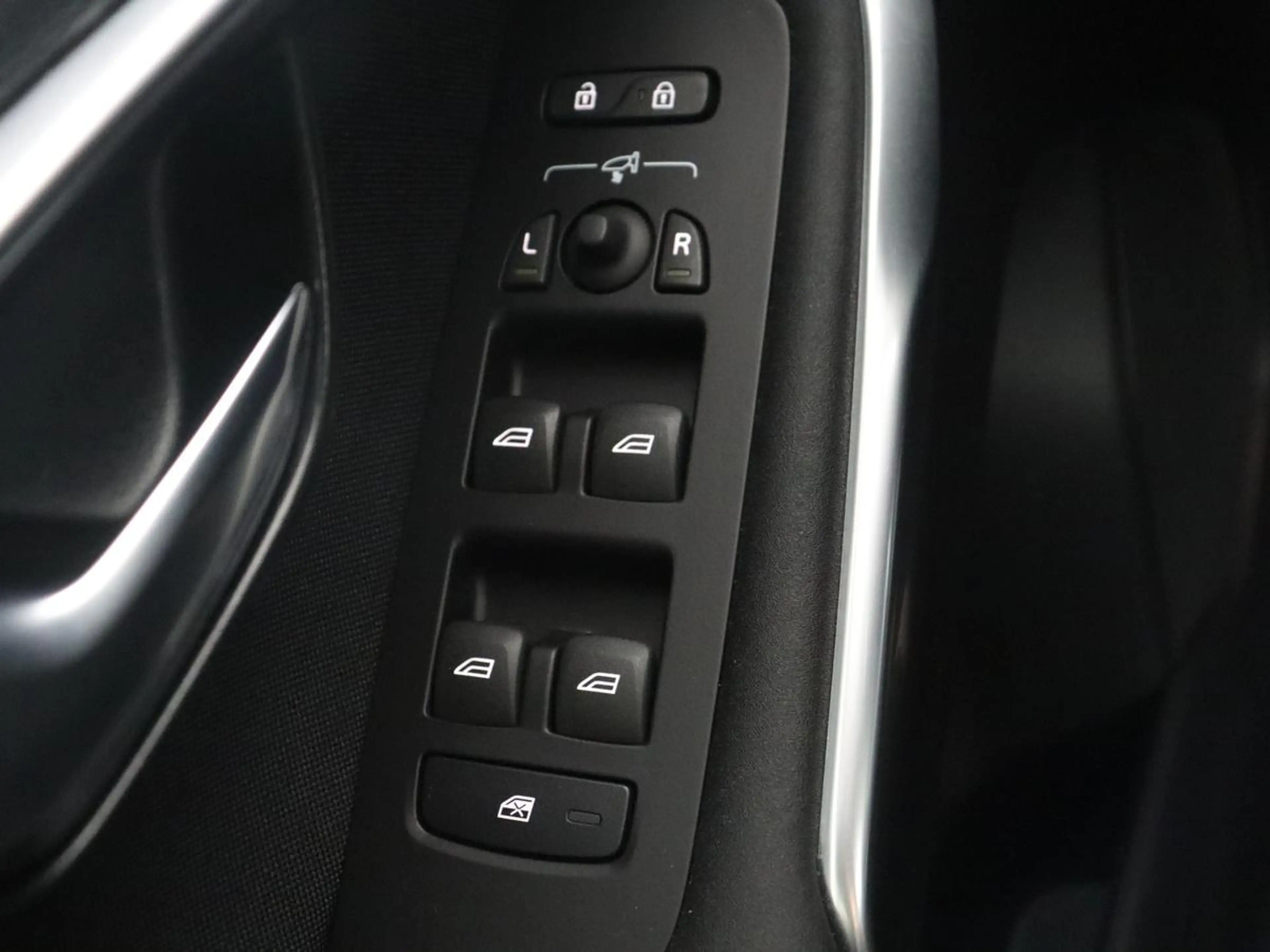 Volvo V40 1.5 T2 Polar+ | Automaat | Navigatie | Stoelverwar — photo 25