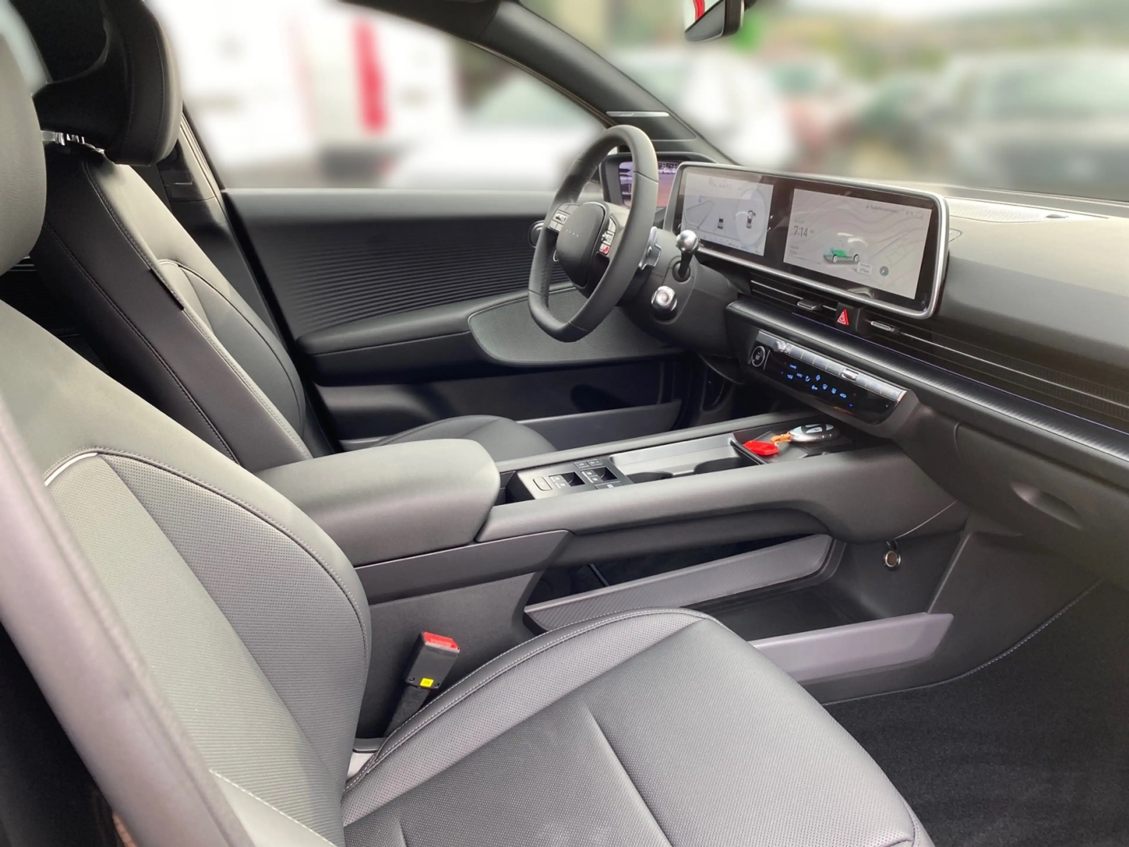 Hyundai IONIQ 6 IONIQ 6 Heck 77,4 kWh UNIQ+Glasdach+dig.Sp.+20" — photo 14