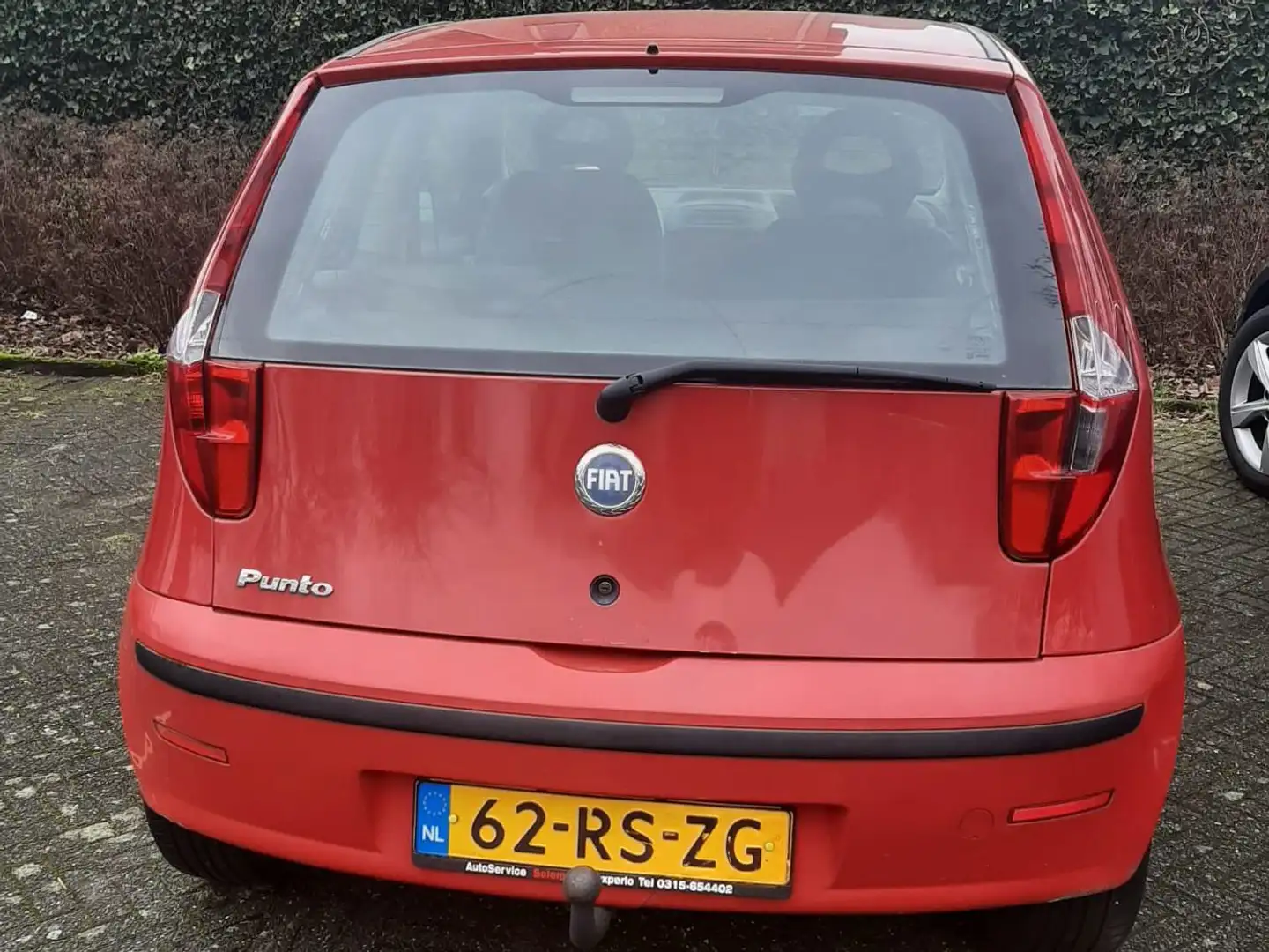 Fiat Punto 1.2 Young Czerwony - 2