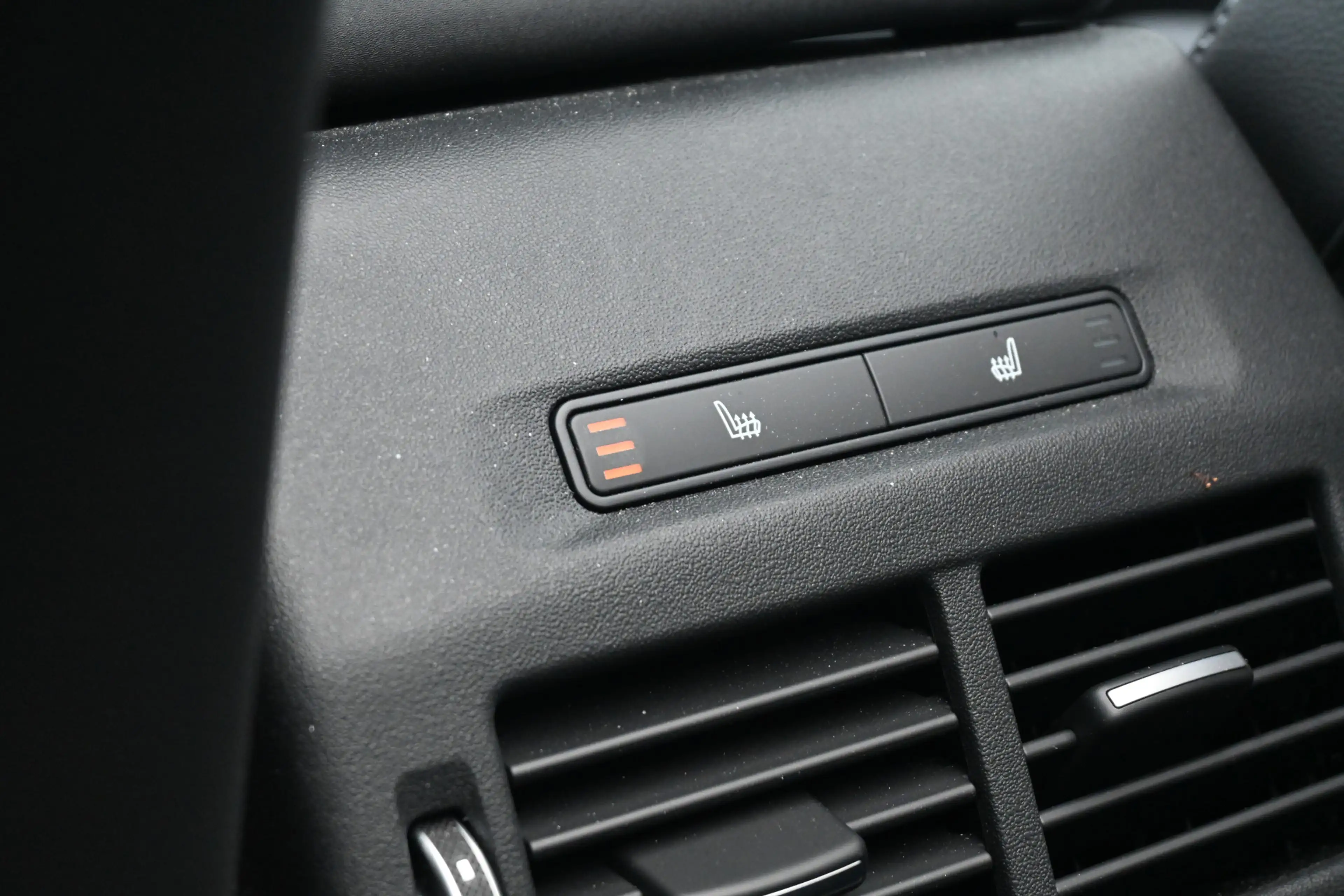 Land Rover Discovery Sport 1.5 P270e PHEV Dynamic SE — photo 36