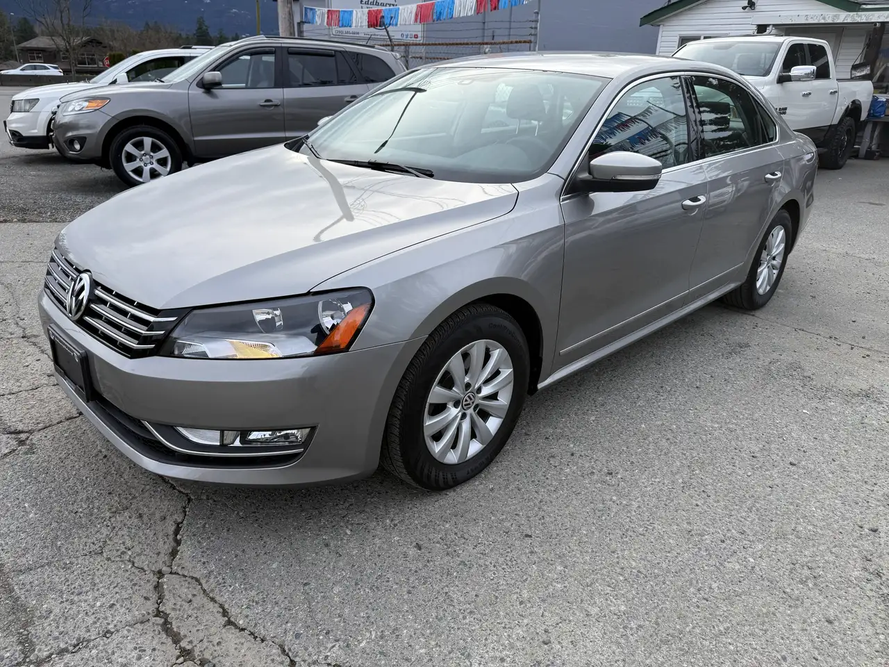 Volkswagen Passat снимка Volkswagen Passat