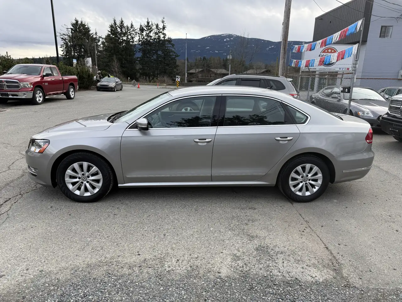Volkswagen Passat снимка Volkswagen Passat
