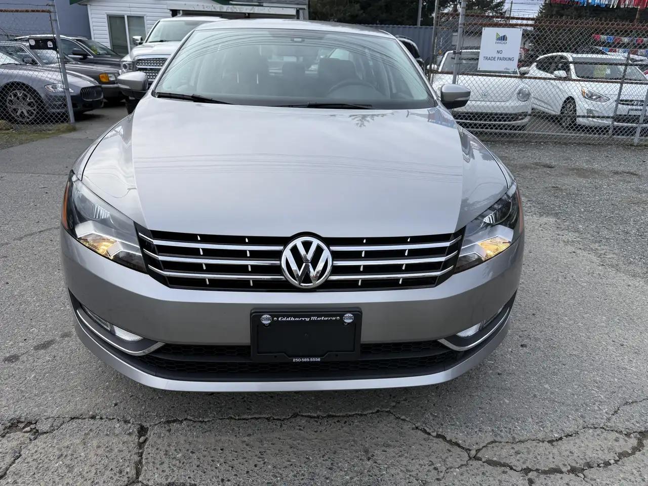 Volkswagen Passat снимка Volkswagen Passat