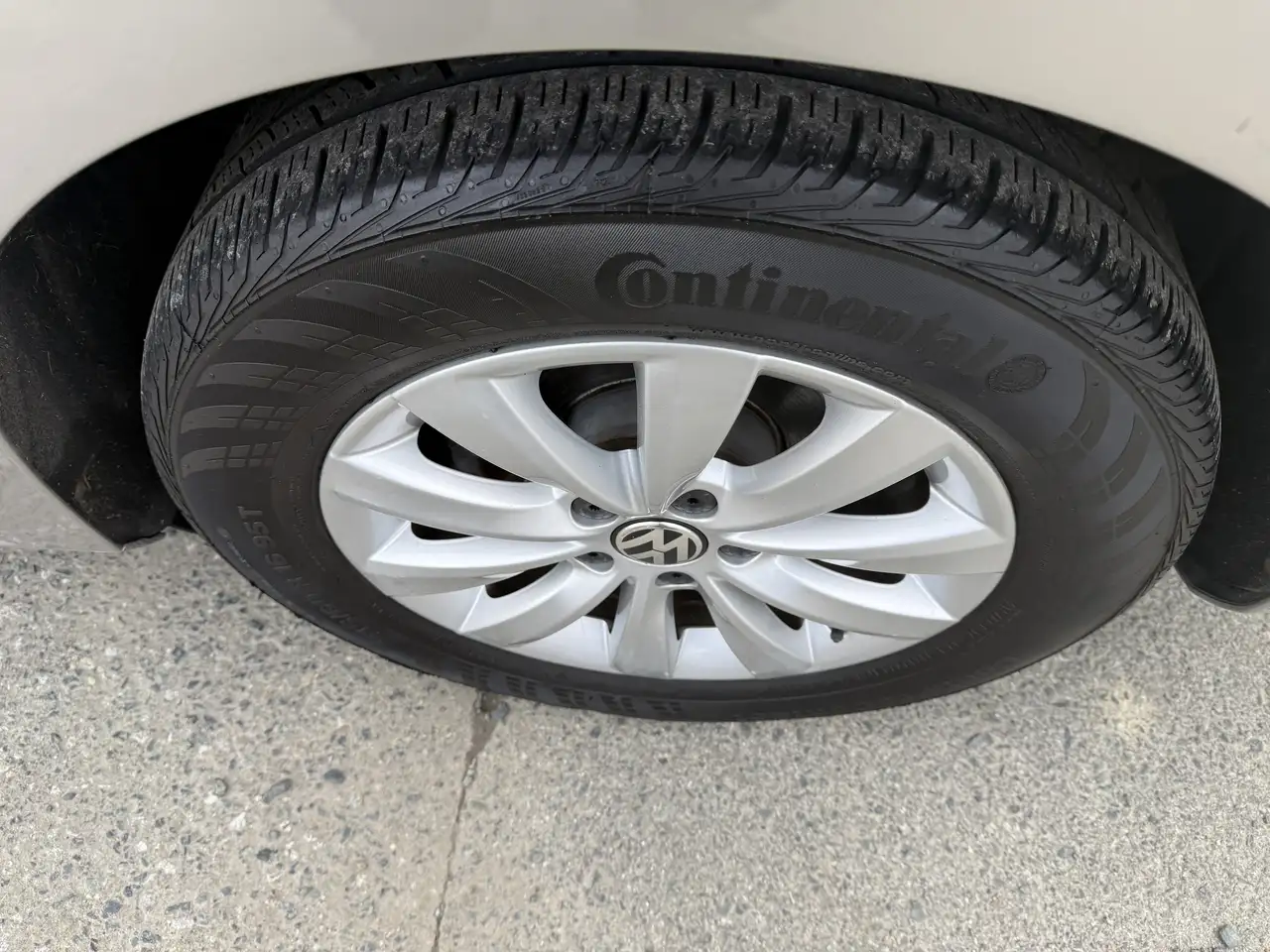 Volkswagen Passat снимка Volkswagen Passat