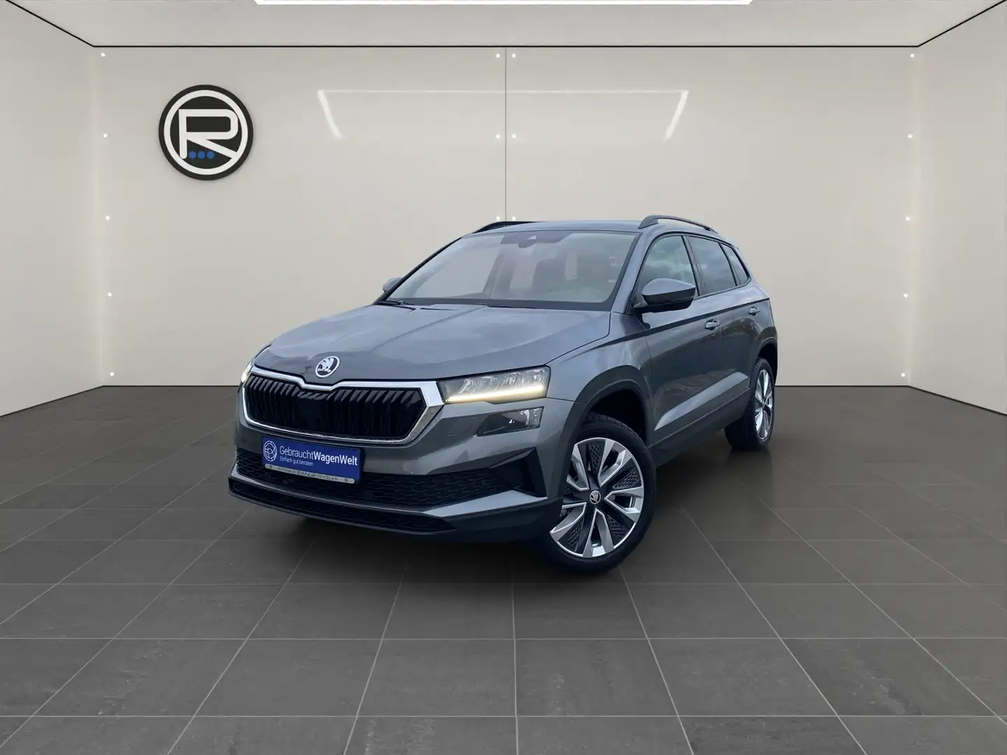 Skoda Karoq 1.5 TSI ACT Style *KAMERA SHZ* Grau - 2