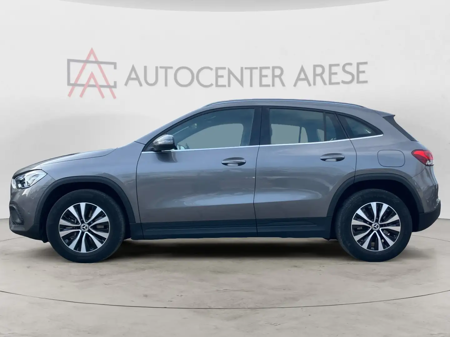 Mercedes-Benz GLA 220 250 e phev (eq-power)Business Extra auto Gris - 2