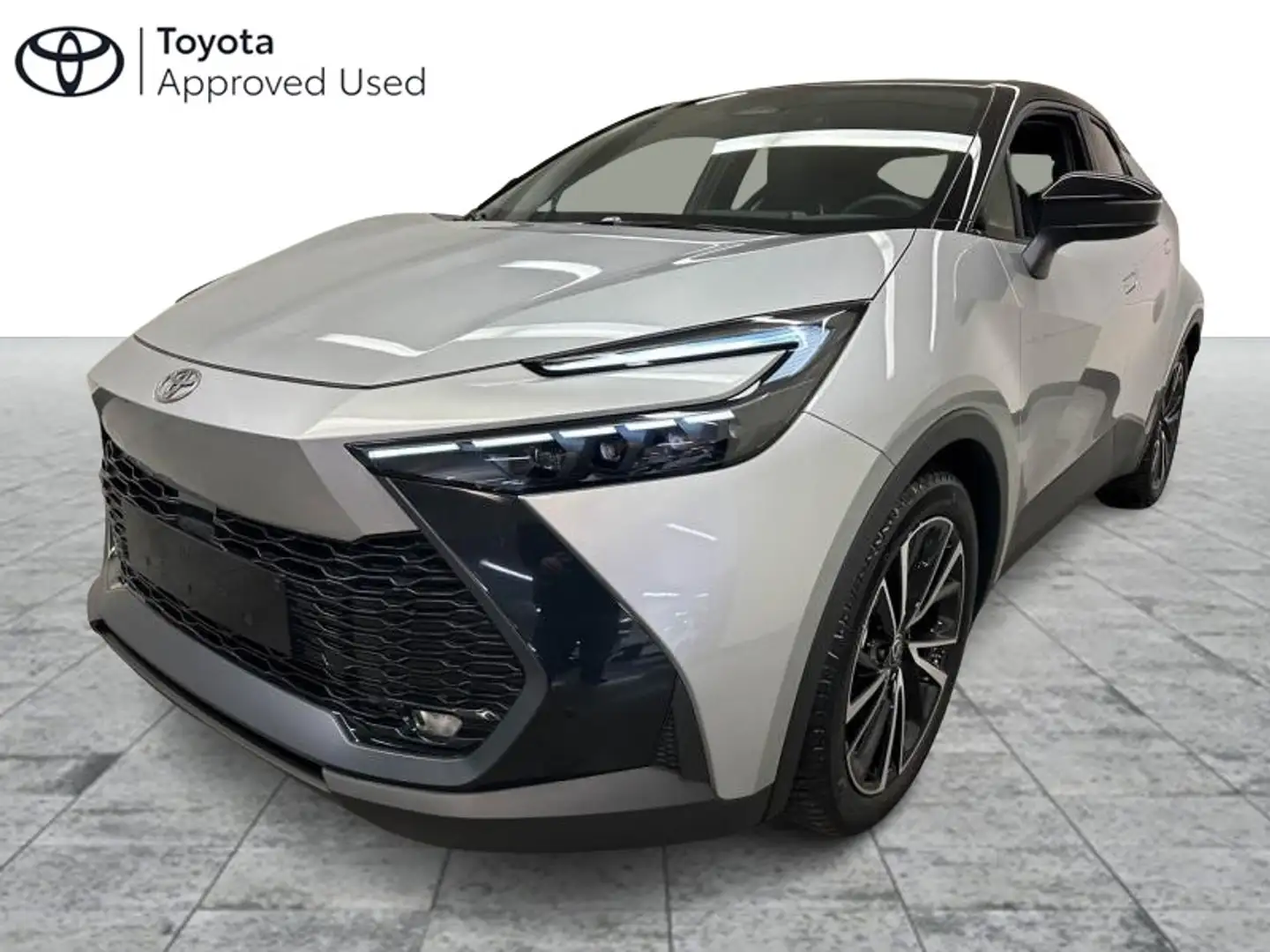 Toyota C-HR Premium Silber - 1