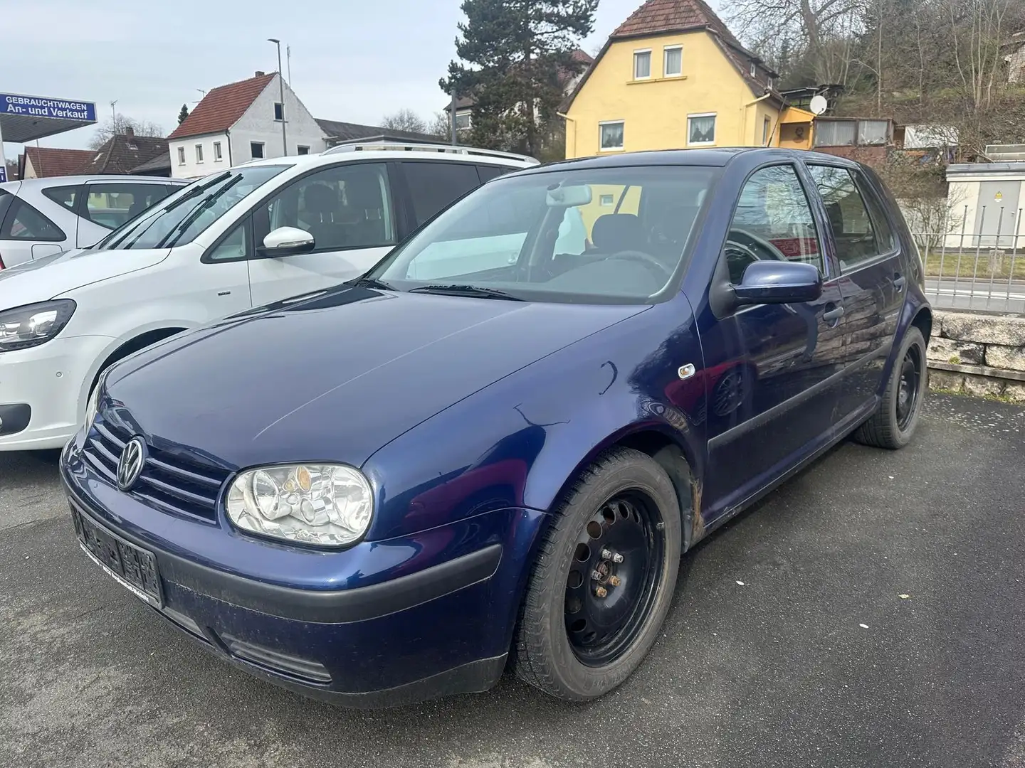 Volkswagen Golf IV 1.6 16V Special MOTORSCHADEN Bleu - 1